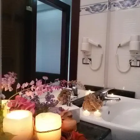 Il Dell'artista فندق مبيت وإفطار 3*